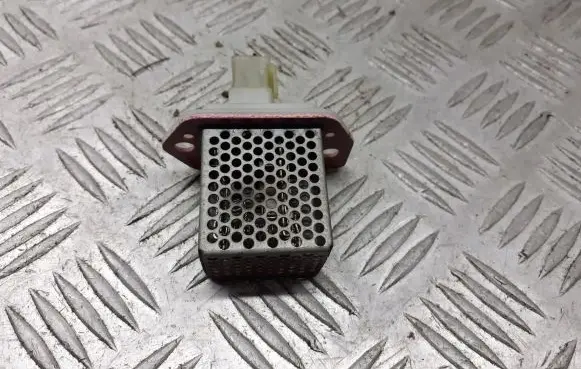 Subaru Forester SF Heater blower fan relay 