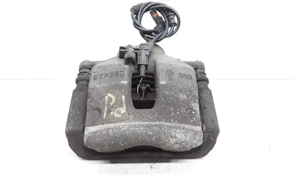 Mercedes-Benz C W204 Front brake caliper