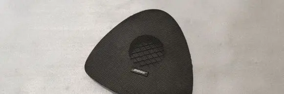 Infiniti QX50 (J50) Dash center speaker trim cover 281981BA0A
