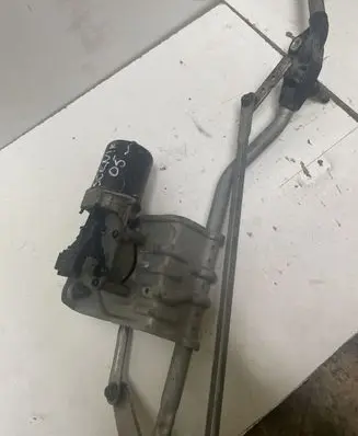 Renault Scenic II - Grand scenic II Front wiper linkage and motor
