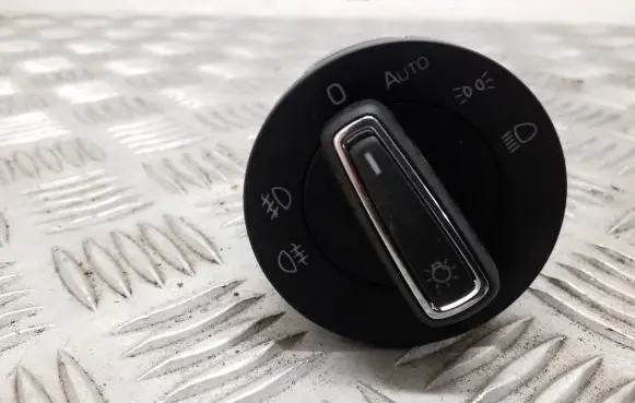Skoda Superb B8 (3V) Light switch 3V0941431