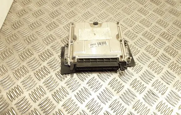 Peugeot 406 Engine control unit/module 9641608080 0281010363 81274507