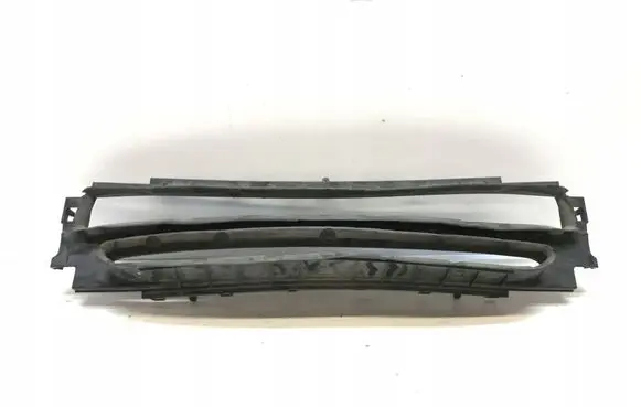 Tesla Model S Intercooler air guide/duct channel 600819300B