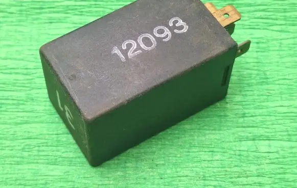 Volkswagen PASSAT B3 Other relay 191955532A