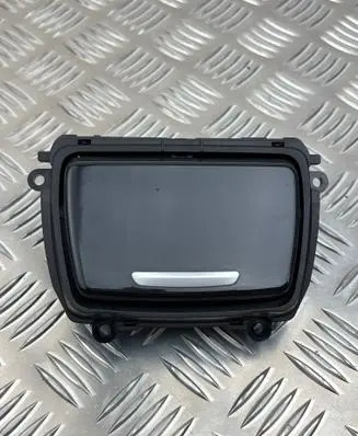 BMW X1 E84 Ashtray (front) 9206347 162083