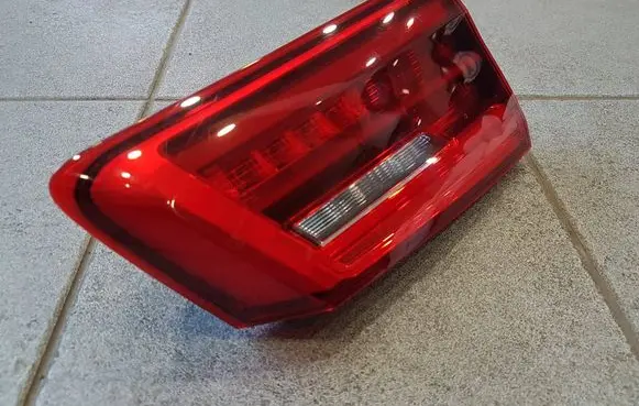 BMW 5 G30 G31 G38 Tailgate rear/tail lights 7376473 63217376473 639251