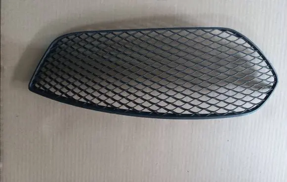 Mercedes-Benz CLA C117 X117 W117 Front fog light trim/grill A1178801822