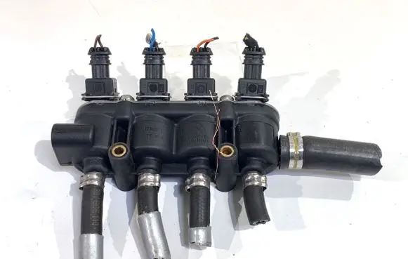 Opel Astra J LP gas injector 67R010233