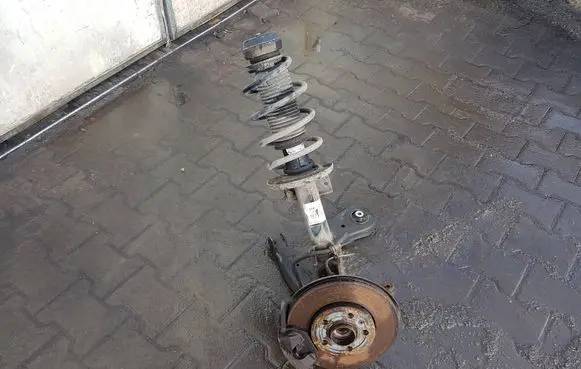 Seat Ibiza IV (6J,6P) Front wheel hub spindle knuckle 