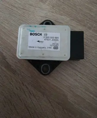 Nissan Qashqai ESP acceleration yaw rate sensor 47931JD00A 0265005665