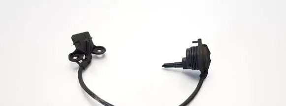 Volkswagen PASSAT B5 Reversing light switch sensor 012919823F