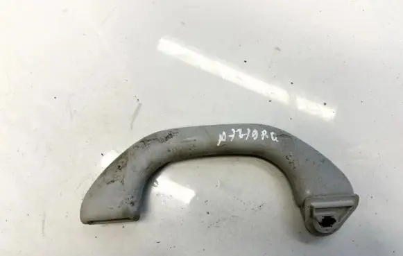 Volkswagen Touran I Front interior roof grab handle