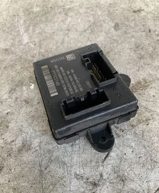 Volvo S60 Door control unit/module AV6N14C064AE 31343146 AV6N14C235BB