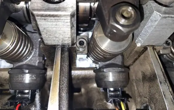 Volkswagen Caddy Fuel injector