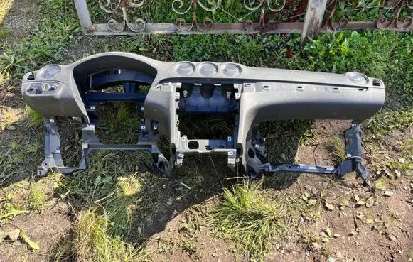 Ford Galaxy Dashboard