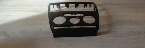 Skoda Octavia Mk2 (1Z) Climate control/heater control trim 1Z0858069
