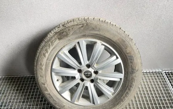 Volkswagen Amarok R18 alloy rim 2H0601025B