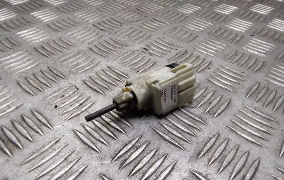 Volkswagen Transporter - Caravelle T5 Brake pedal sensor switch 8E0927189B
