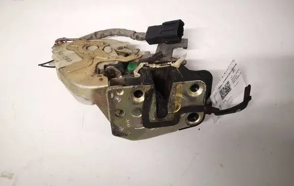 KIA Sorento Front door lock ATX03