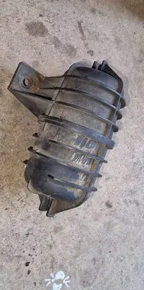 BMW 5 E39 Vacuum air tank 11652247620 2247620