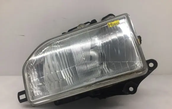 Mazda 121 Headlight/headlamp 11061238 86060 86062