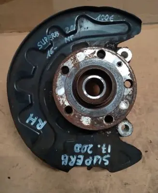 Skoda Superb B8 (3V) Front wheel hub 5Q0407258A