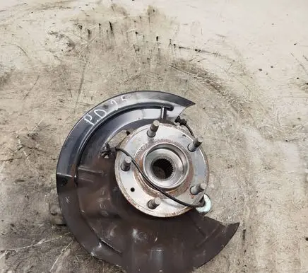 Opel Insignia B Front wheel hub spindle knuckle