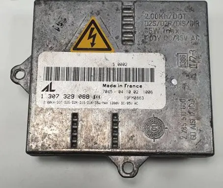 Mercedes-Benz C W203 Xenon control unit/module 1307329088