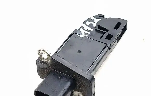 Land Rover Evoque I Mass air flow meter 8V2112B579AA 3A10