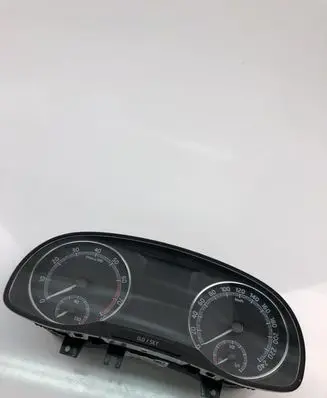 Speedometer (instrument cluster)