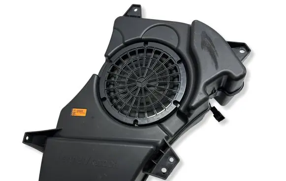 Mercedes-Benz GLE (W166 - C292) Subwoofer speaker A1668202202 8946006002