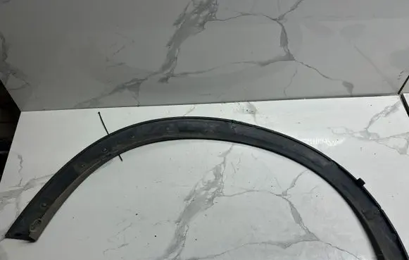 Volvo XC90 Front arch trim 30655181