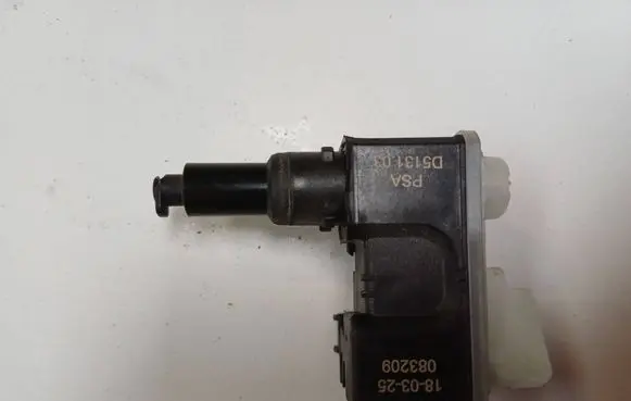 Citroen C5 Aircross Central locking motor PSAD5131.03