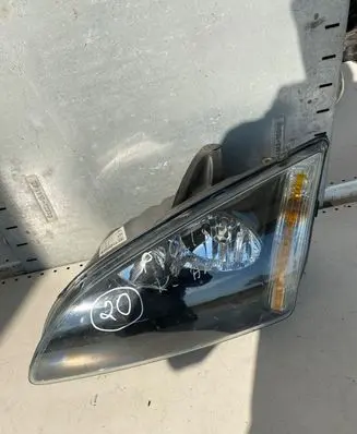 Ford Focus Headlight/headlamp 4M5113w030KC 10179 10118102A