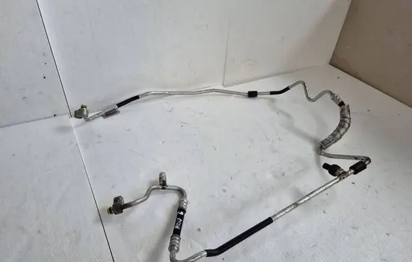 BMW X1 E84 Air conditioning (A/C) pipe/hose 915173302
