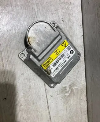 BMW 1 F20 F21 Airbag control unit/module 6887752 0265020878
