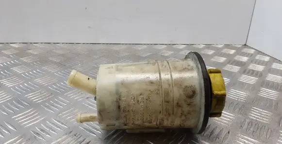 Land Rover Range Rover L322 Power steering fluid tank/reservoir YC153R700A QFX500060 RQN000011
