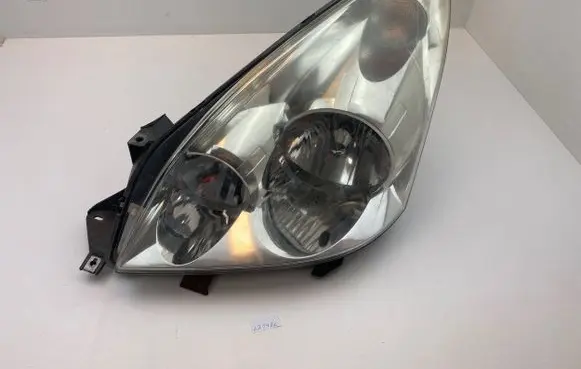 Toyota Corolla Verso AR10 Headlight/headlamp HB412V51 3124 00W083E98