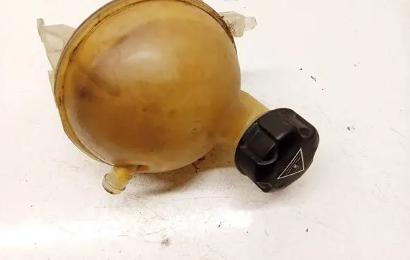 Peugeot RCZ Coolant expansion tank/reservoir 