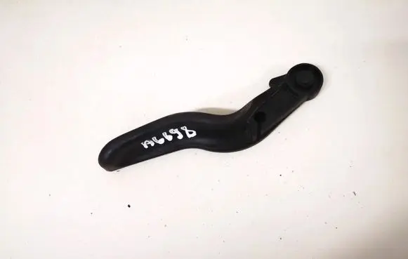 Opel Zafira A Engine bonnet (hood) release handle