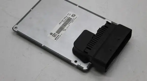 Volkswagen PASSAT B7 Suspension control unit/module 3C0907376A