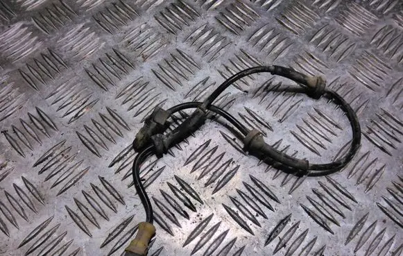 Renault Megane II ABS brake wheel speed sensor 0265007467