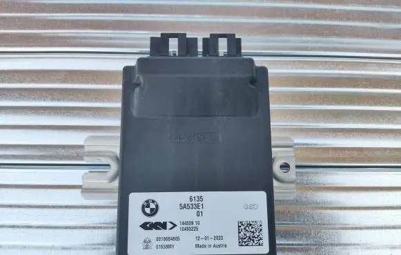 BMW 4 G22 G23 G24 G26 Suspension control unit/module 5A533E1 0010684805 10493225