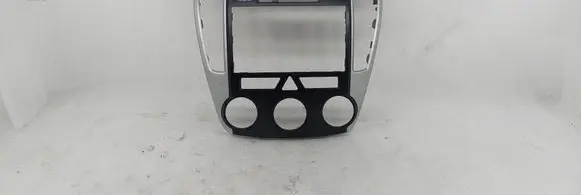 KIA Ceed Radio/GPS head unit trim 847401H005 80884738A