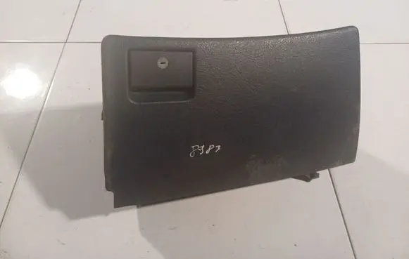 Audi 80 90 B3 Glove box 893857035D