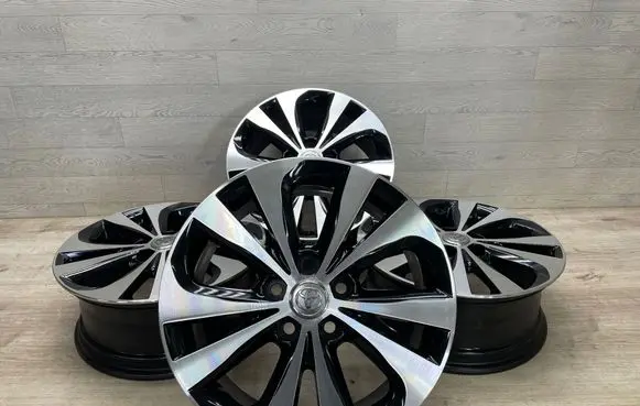 R17 alloy rim