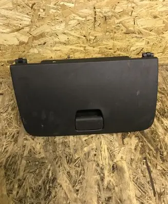 Opel Mokka Glove box