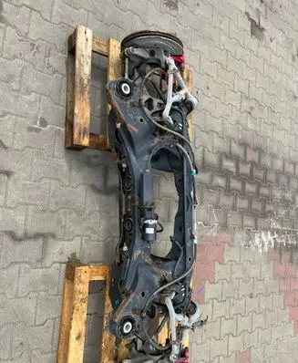 Jaguar XJ X351 Rear axle beam with reductor 