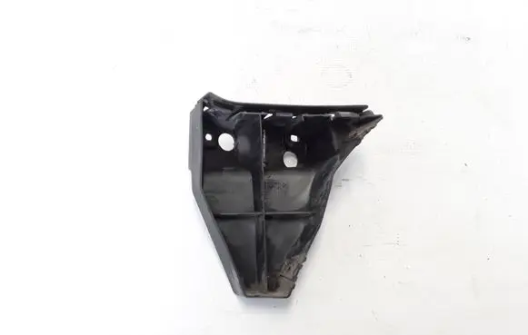 Volvo C70 Front bumper mounting bracket