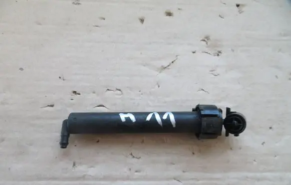 Volvo XC60 Headlight washer spray nozzle 32328266